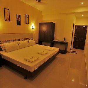 Standard Triple Non A or C Room